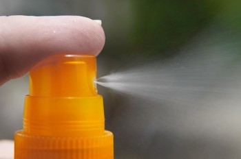 Crema de protecţie solară la copii - de ce să ţii cont?